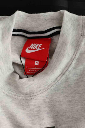 Tricot Nike  Gris