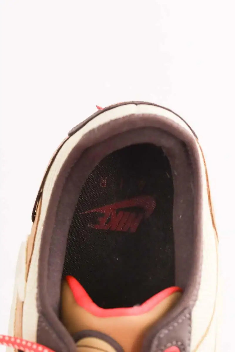 Baskets basses Nike Air Max 1 Marron en Tissu