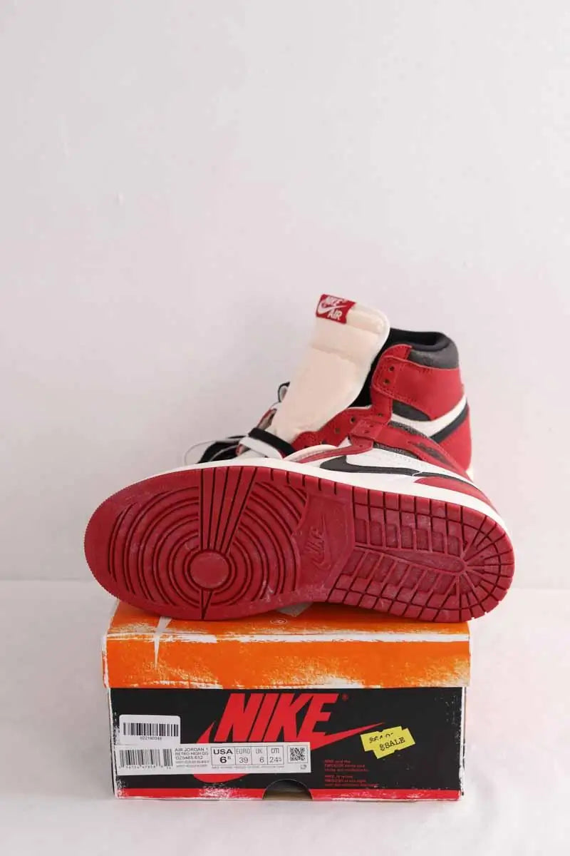 Baskets Nike Rouge en Cuir