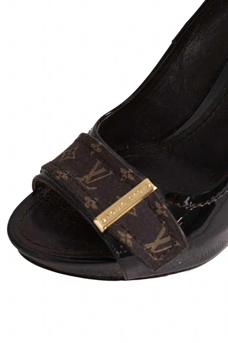 Talons Louis Vuitton Noir en Cuir