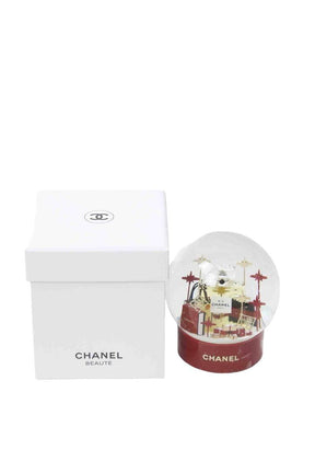 Décoration Chanel  Rouge