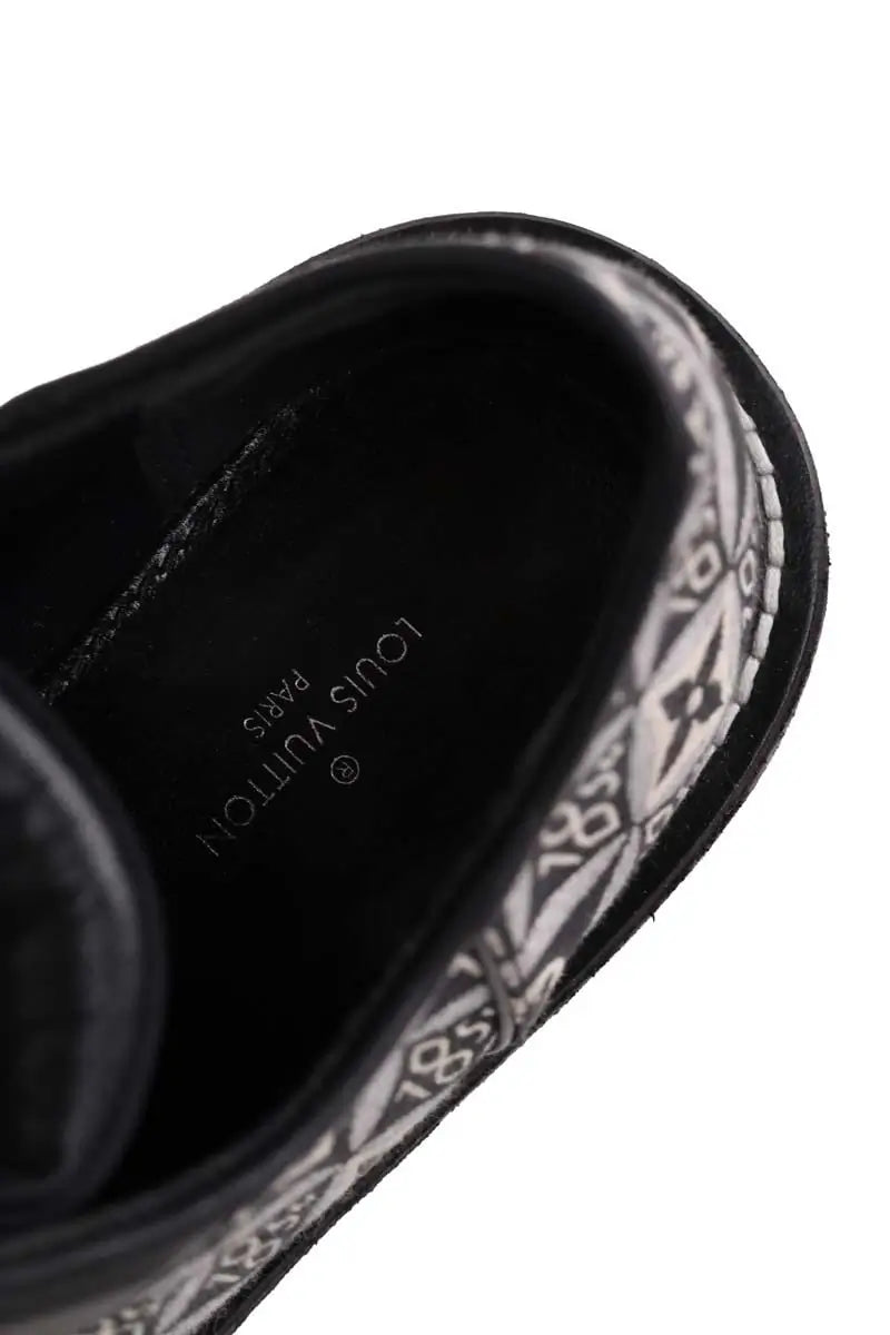 Chaussures à lacets Louis Vuitton Derbies en toile beaubourg Noir en Cuir