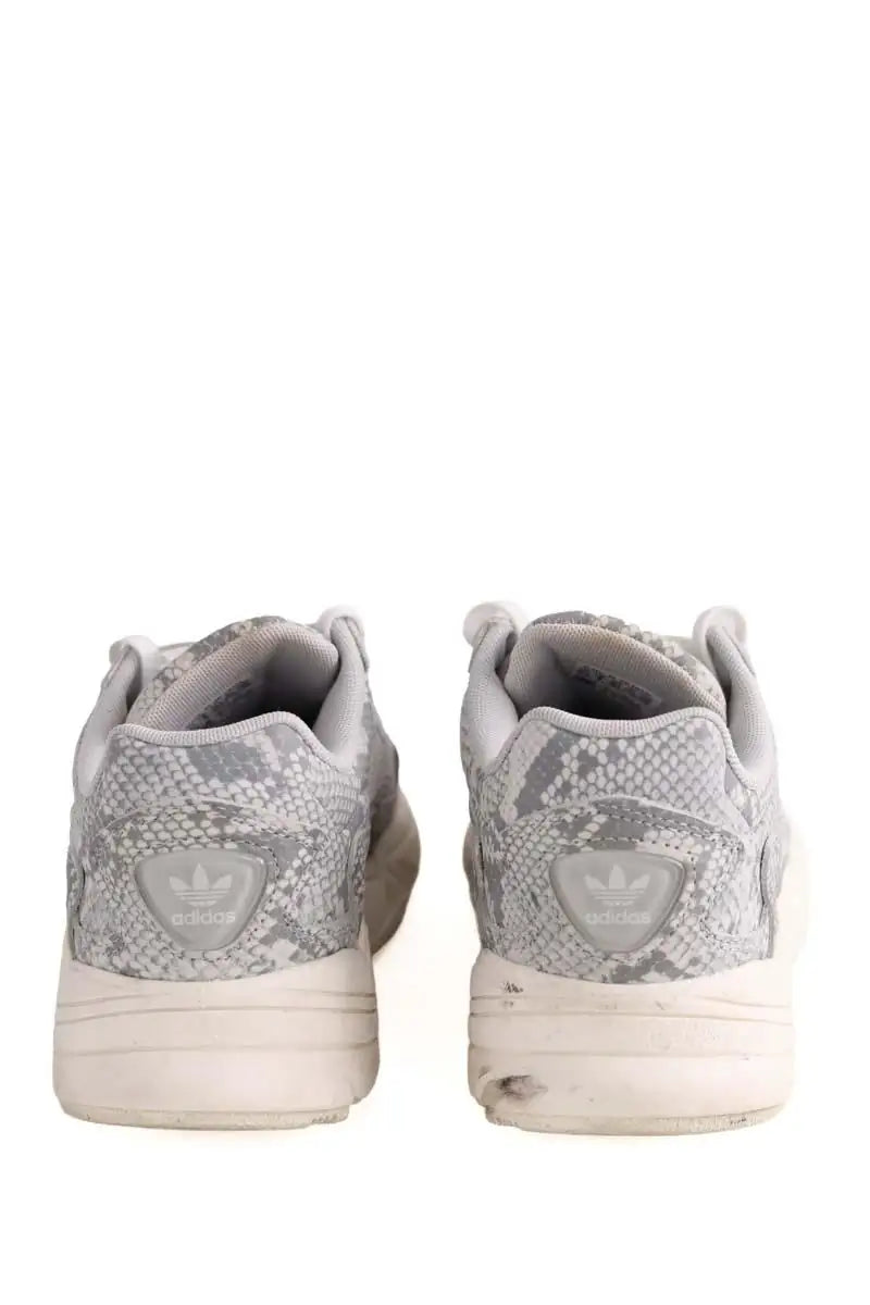 Baskets Adidas Falcon Gris en Tissu
