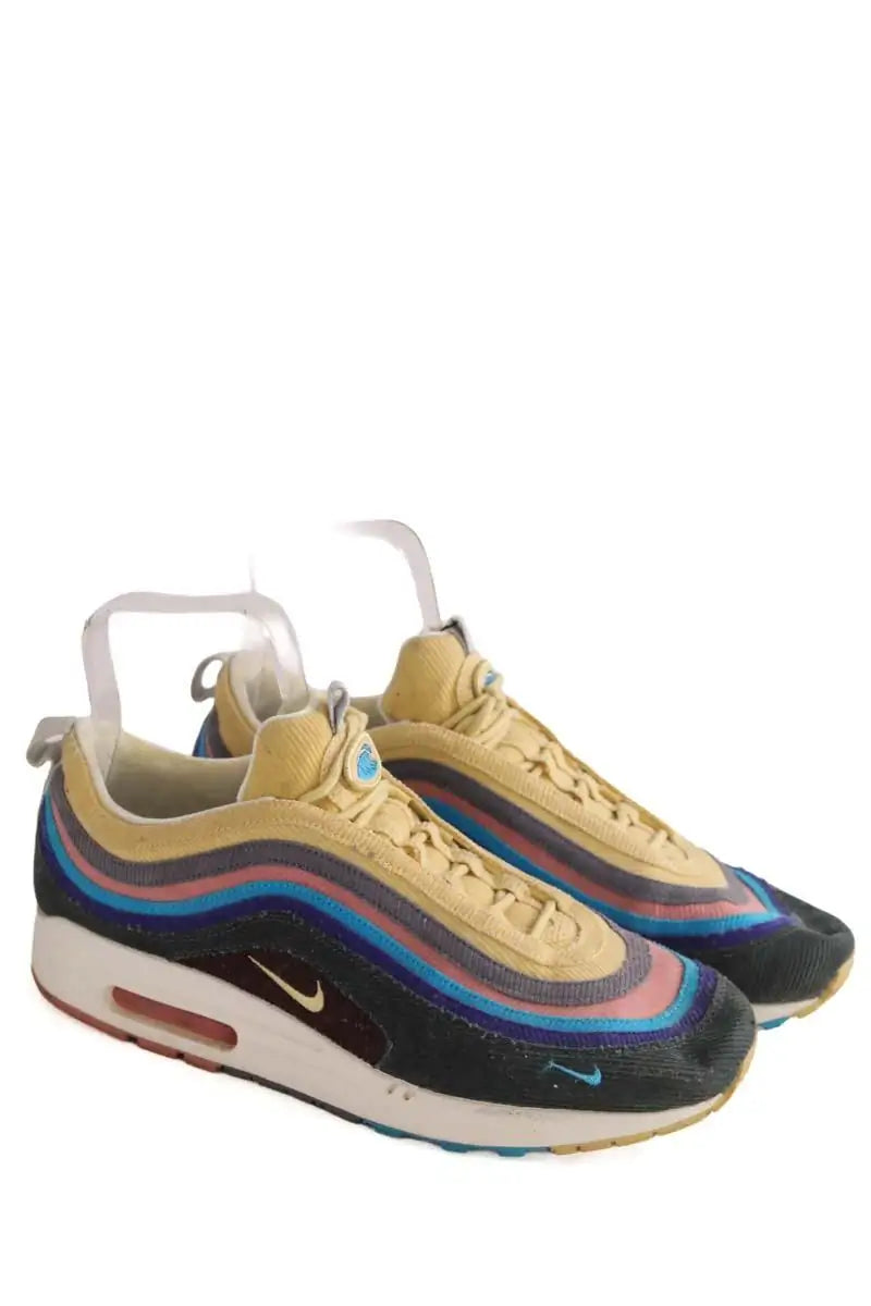 Baskets basses Nike Multicolore en Daim