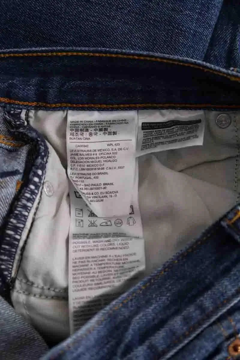 Jean droit Levi's Bleu en Coton