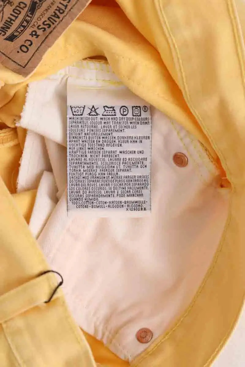 Jean droit Levi's Jaune en Coton