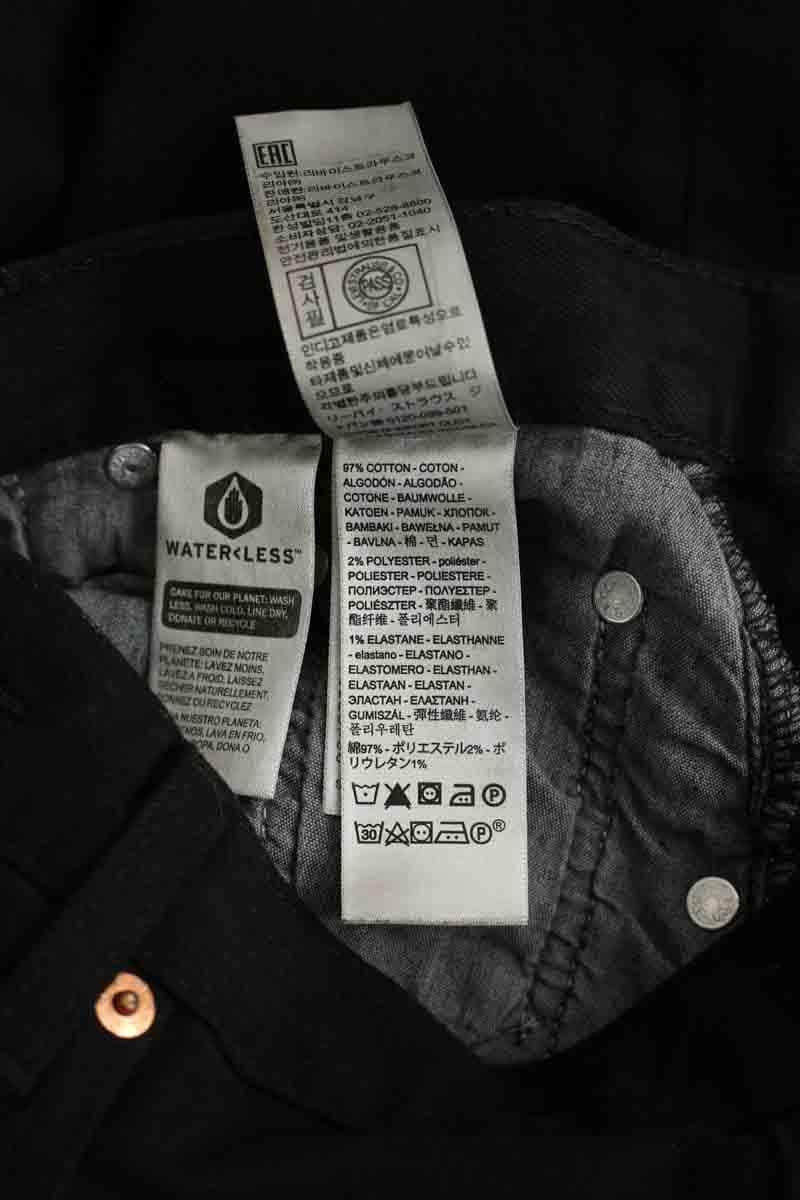 Jean droit Levi's Noir en Coton