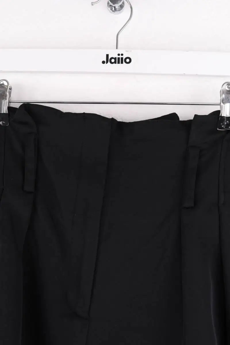 Short Iro Noir en Synthétique