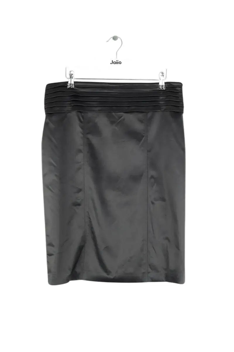 Jupe Burberry Noir en Synthétique, taille L - Seconde Main