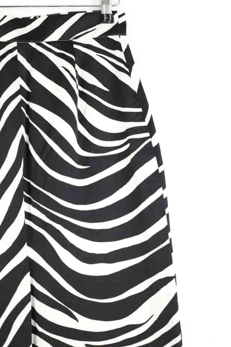 Jupe Nina Ricci Noir en Viscose