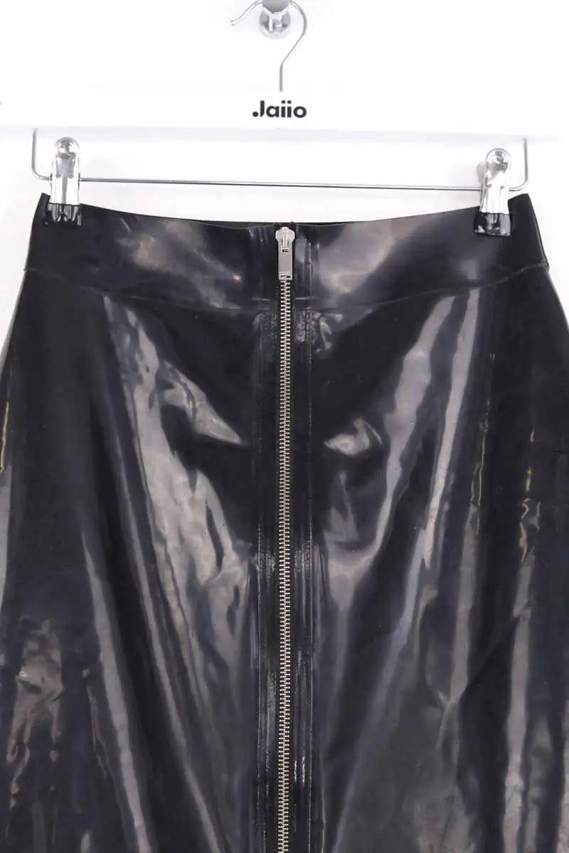 Jupe Yves Saint Laurent Noir en Synthétique
