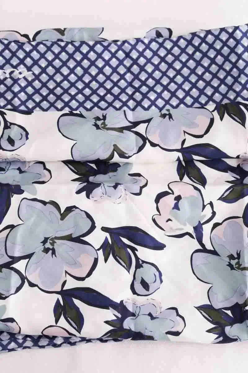 Carré Max Mara Bleu en Soie