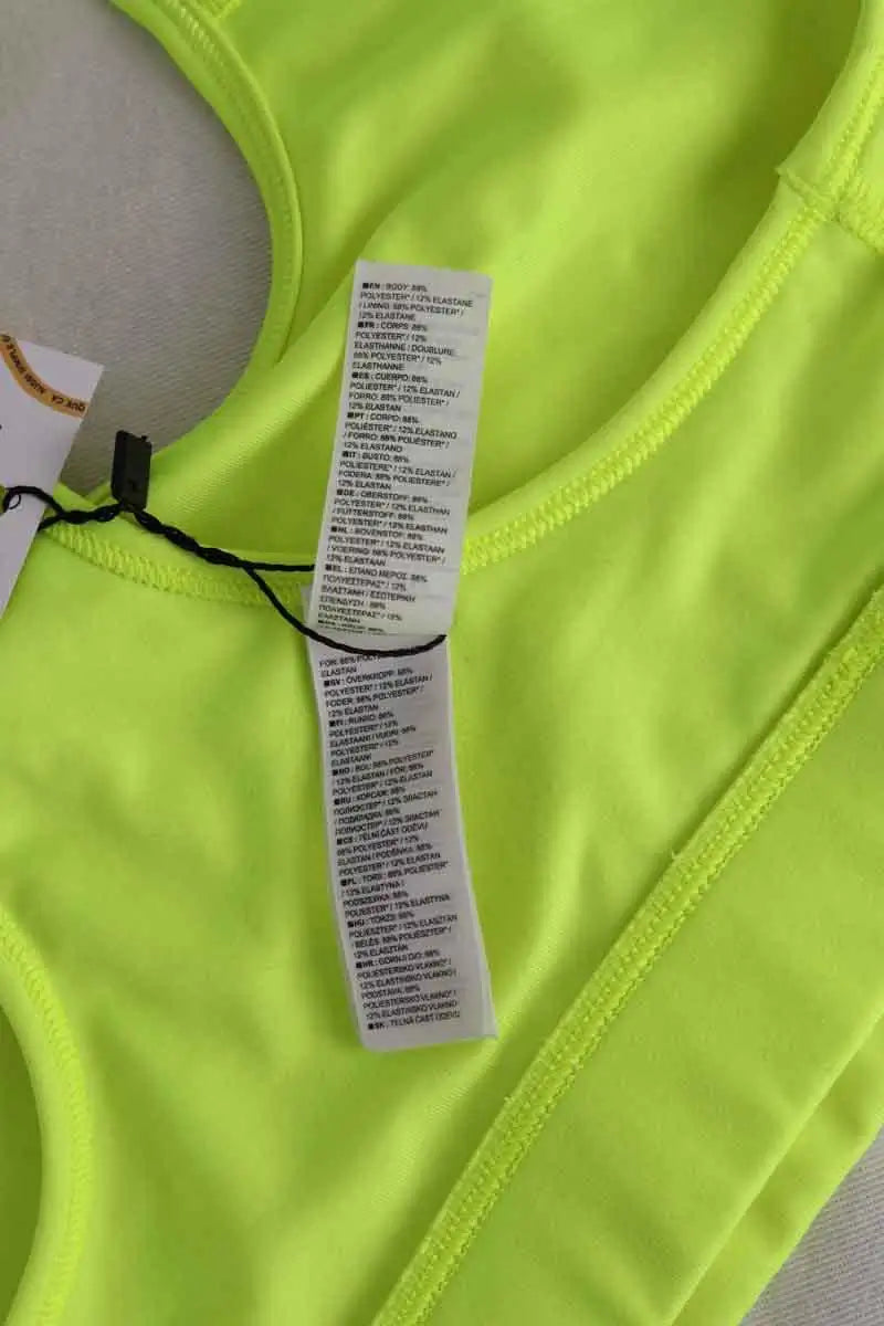 Haut de sport Nike Jaune en Synthétique