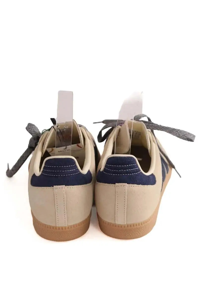 Baskets basses Adidas Beige en Daim