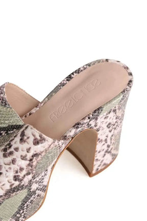 Mules Free Lance Beige en Cuir