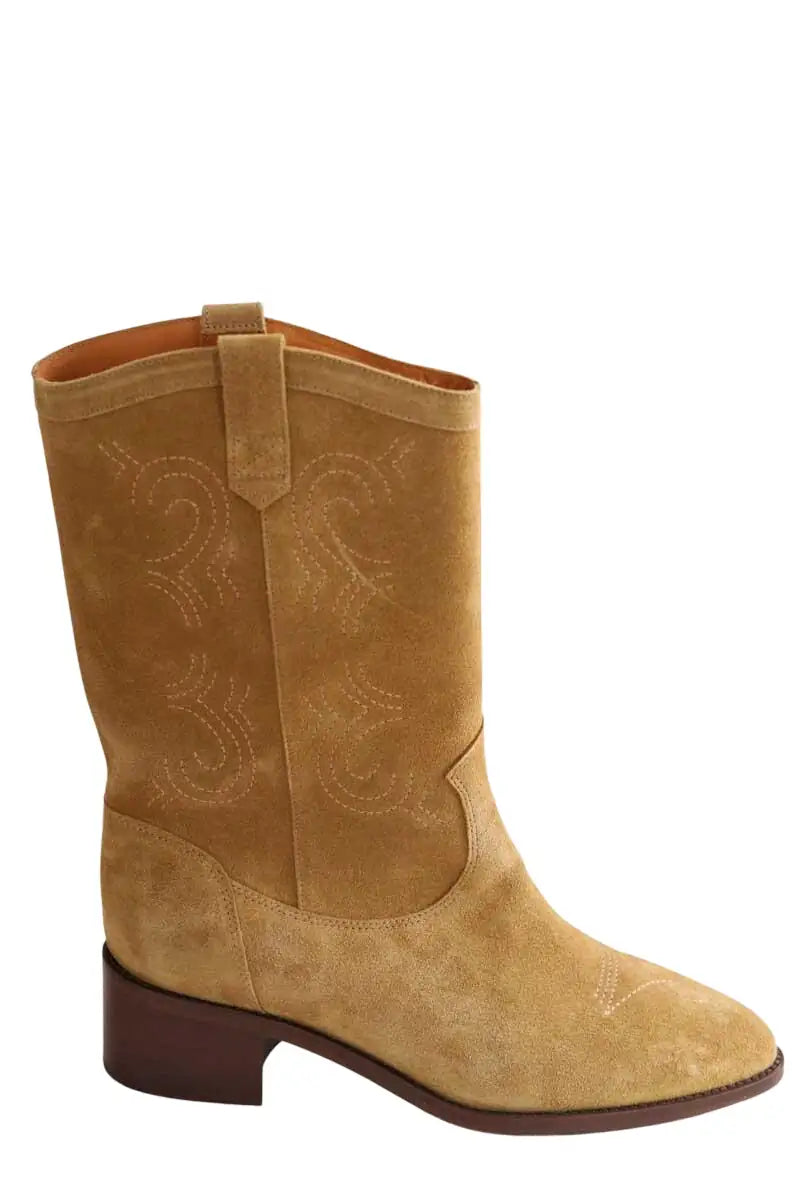 Boots western Sézane Camel en Daim, taille 40 - Seconde Main
