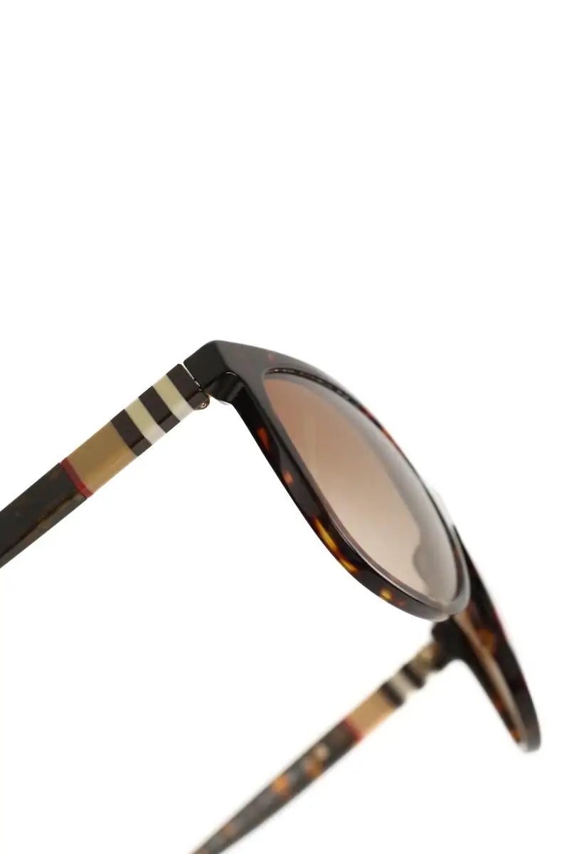 Lunettes de soleil Burberry Marron en Plastique