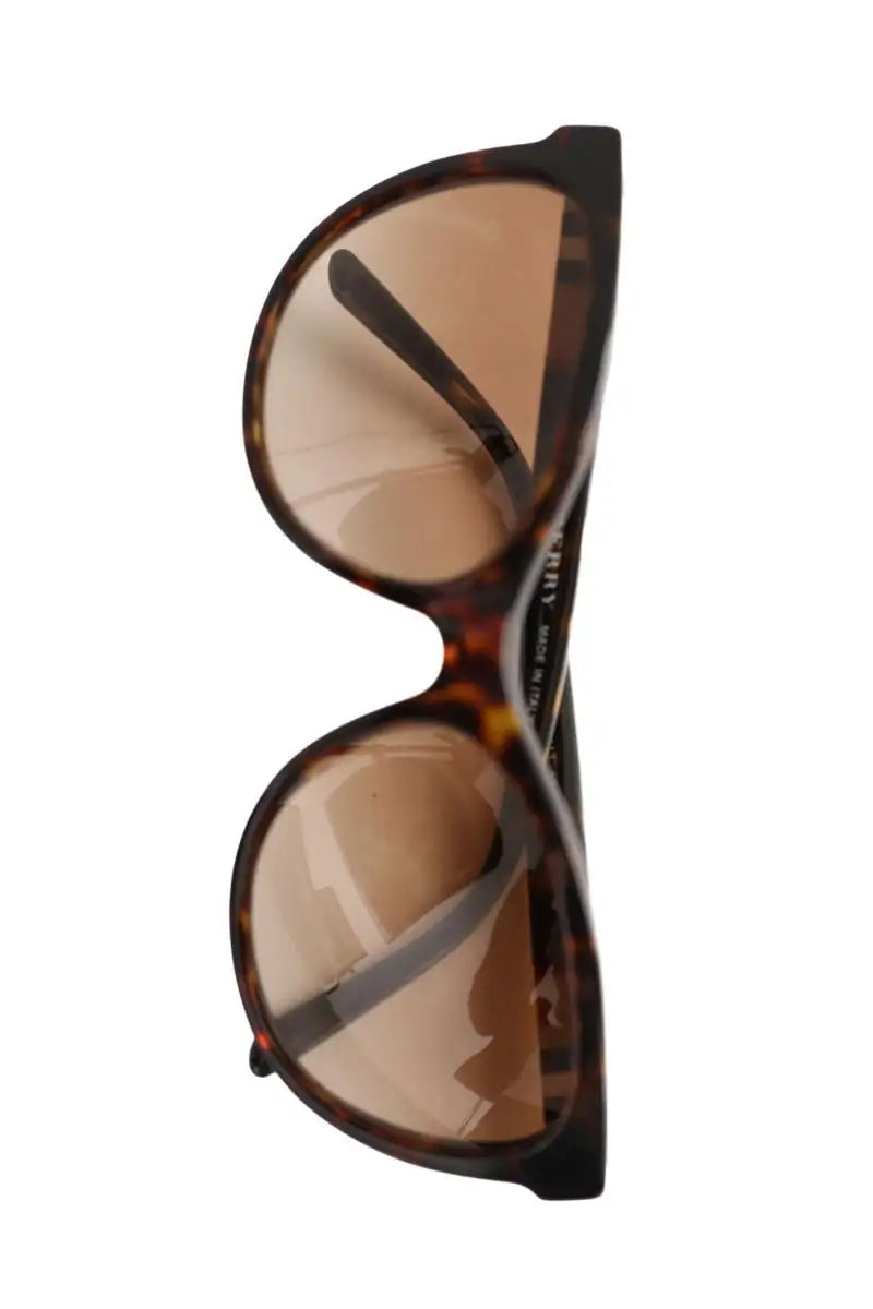 Lunettes de soleil Burberry Marron en Plastique