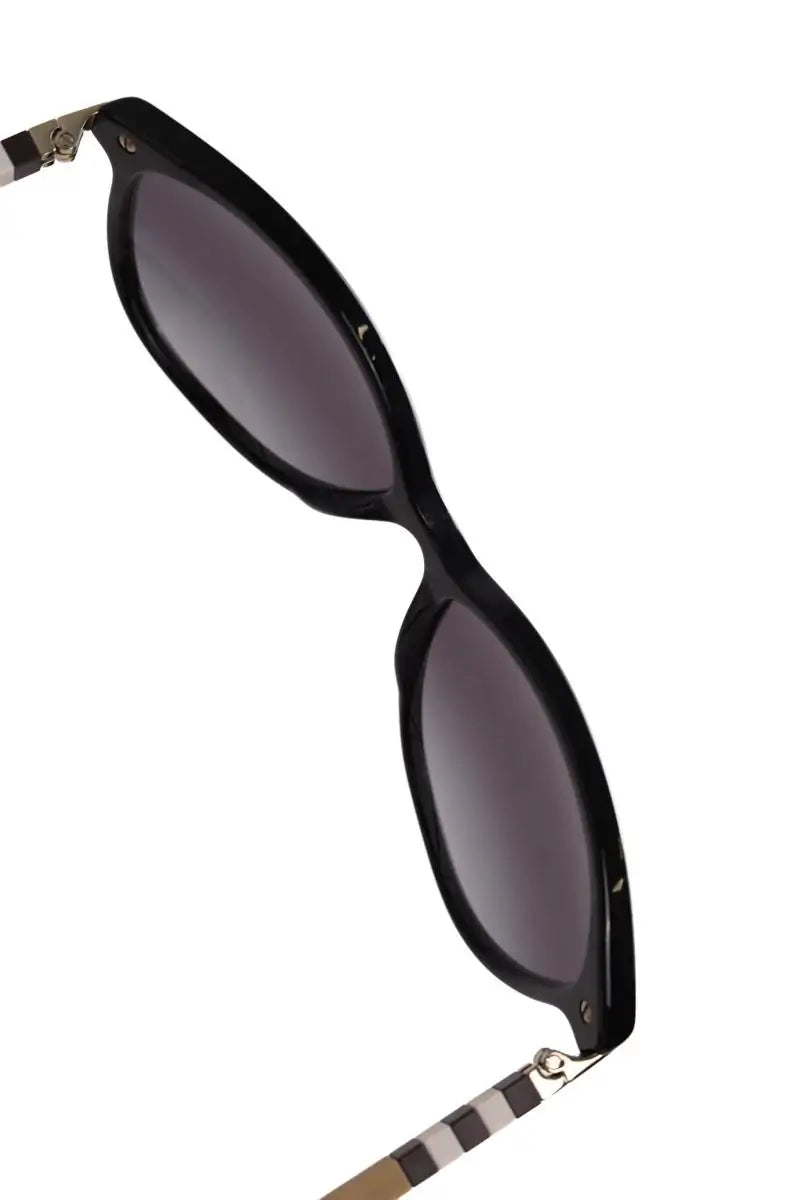 Lunettes de soleil Burberry Noir en Plastique