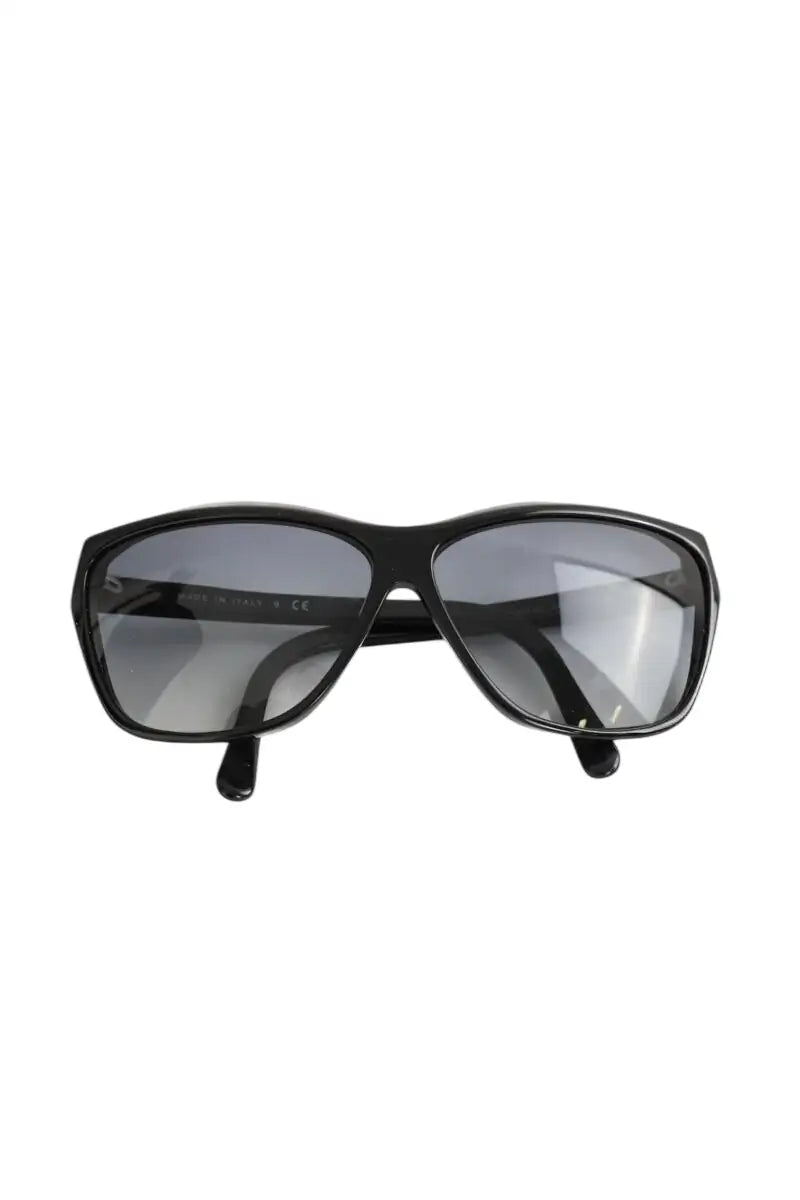 Lunettes de soleil Chanel Noir en Plastique - Seconde Main