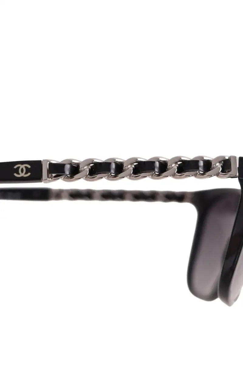 Lunettes de soleil Chanel Noir en Plastique