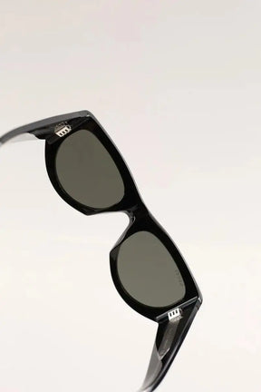 Lunettes de soleil Gucci Noir en Plastique