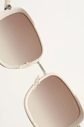 Lunettes de soleil Jimmy Choo Blanc en Plastique