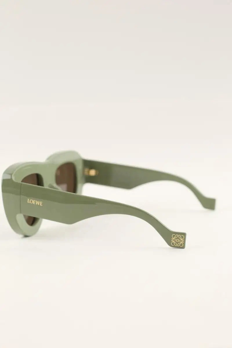 Lunettes de soleil Loewe Kaki en Plastique