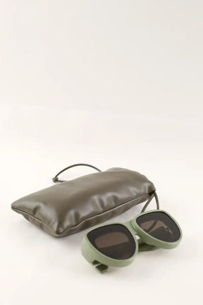 Lunettes de soleil Loewe Kaki en Plastique