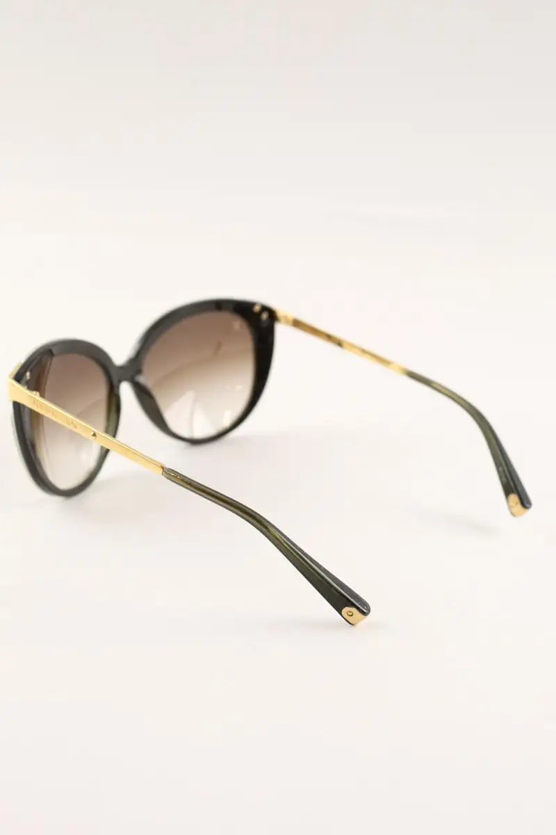 Lunettes de soleil Louis Vuitton Vert en Plastique