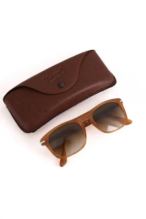 Lunettes de soleil Persol Beige en Plastique