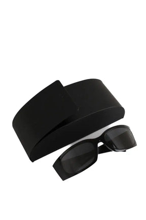 Lunettes de soleil Prada Noir en Plastique