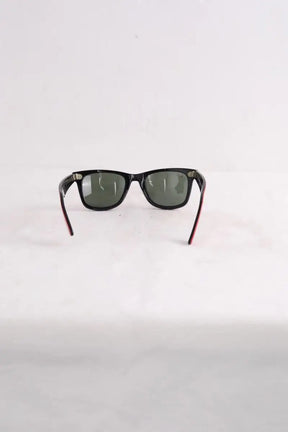 Lunettes de soleil Ray-Ban Rouge en Plastique