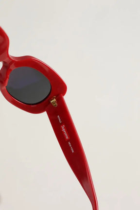 Lunettes de soleil Supreme Rouge en Plastique