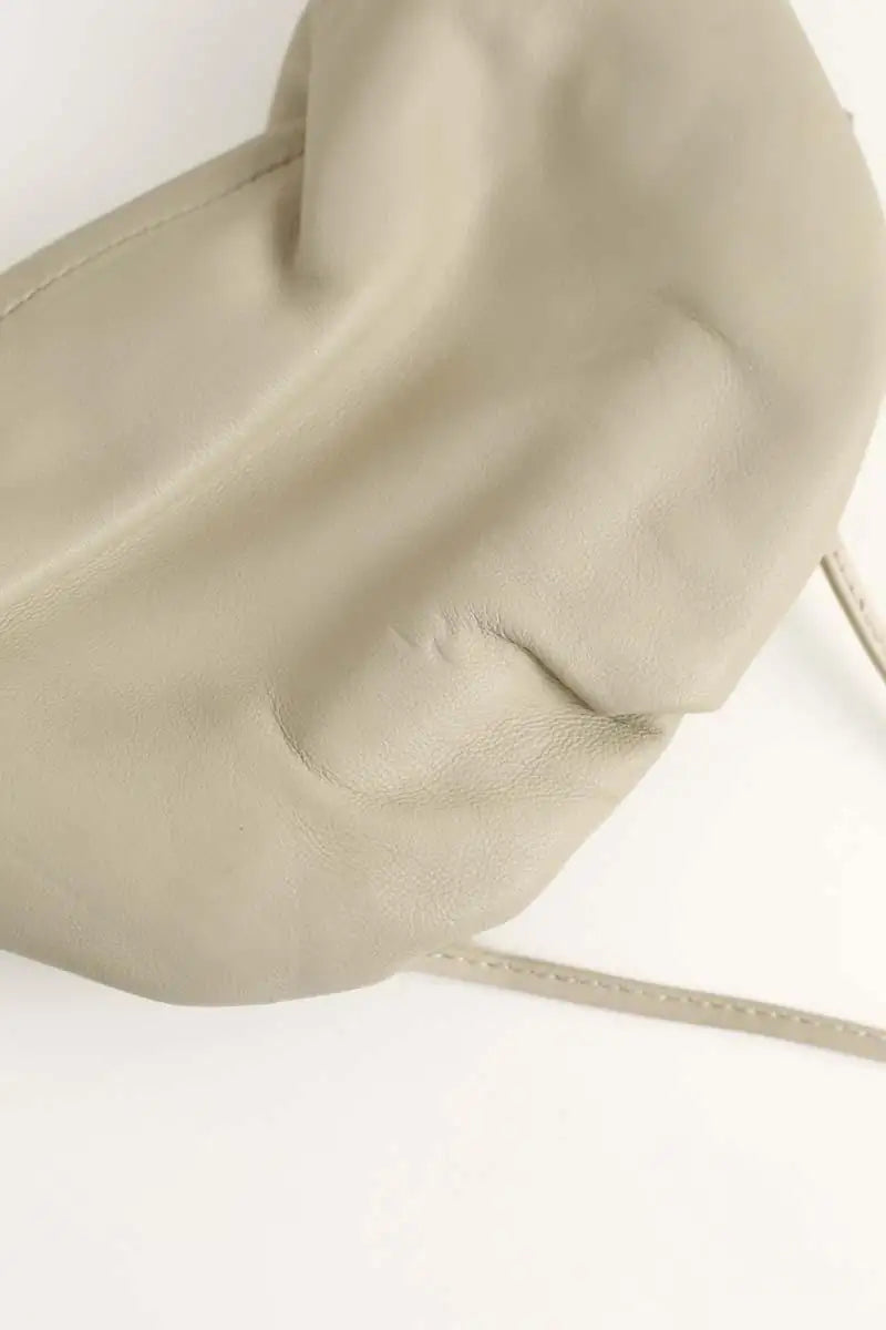 Mini sac Bottega Veneta Mini pouch Gris en Cuir