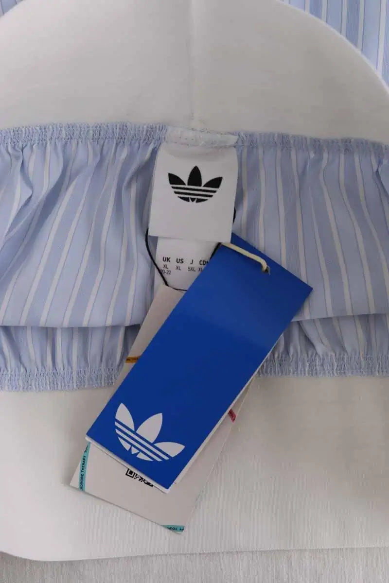 Mini short Adidas Bleu en Synthétique