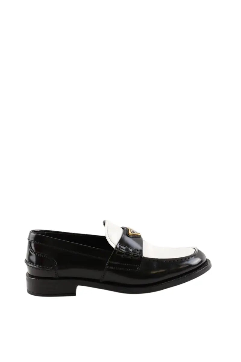 Mocassins Prada Noir en Cuir, taille 35 - Seconde Main
