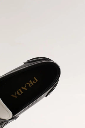 Mocassins Prada Noir en Cuir