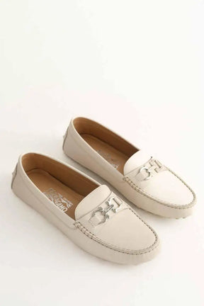 Mocassins Salvatore Ferragamo Beige en Cuir