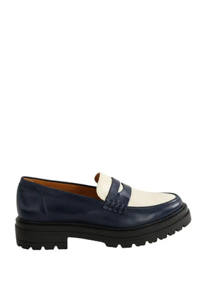 Mocassins Sézane Bleu en Cuir, taille 37 - Seconde Main