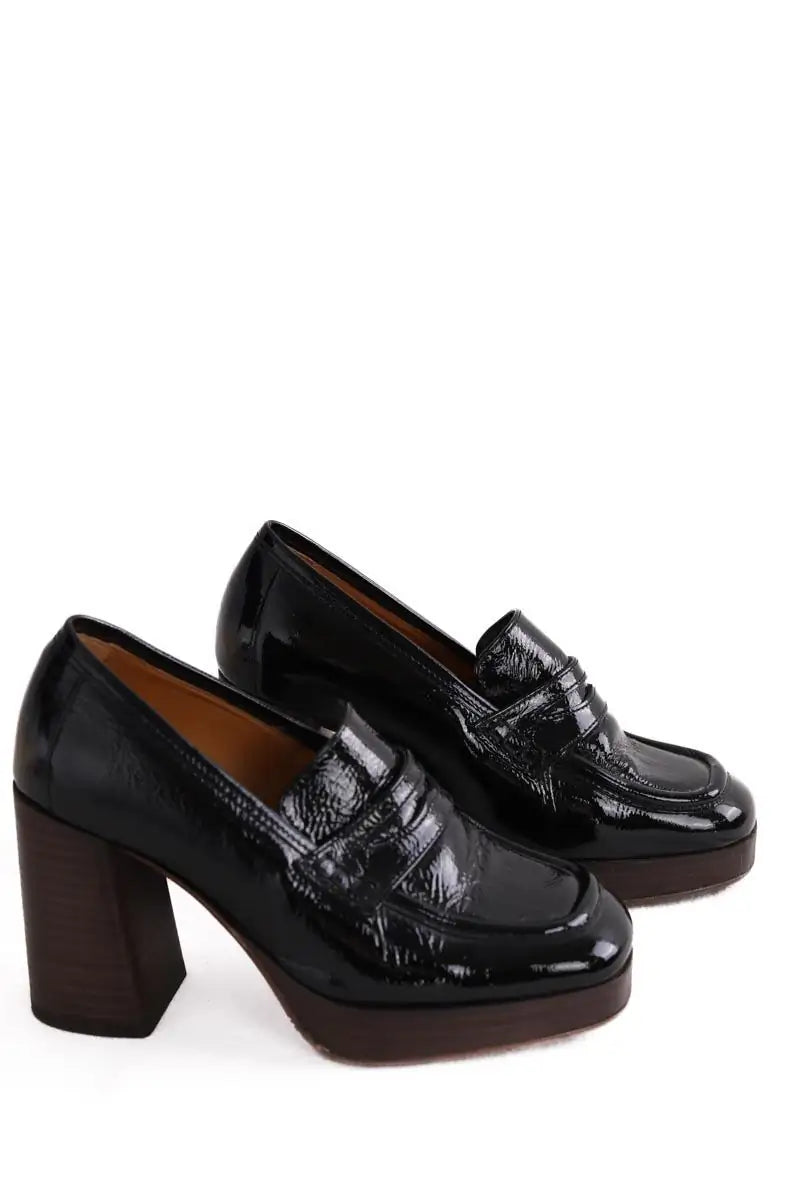 Mocassins Sézane Noir en Cuir verni