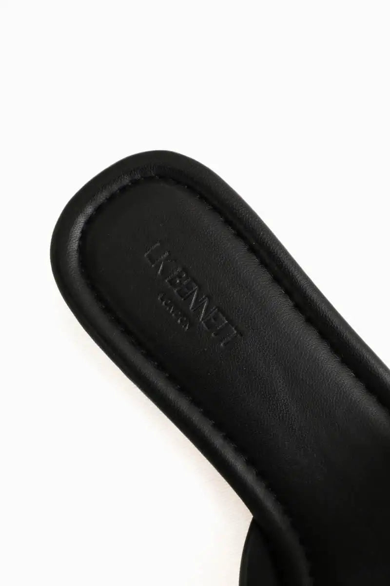 Mules LK Bennett Casper Noir en Cuir