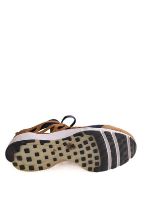 Baskets basses Nike Camel en Tissu