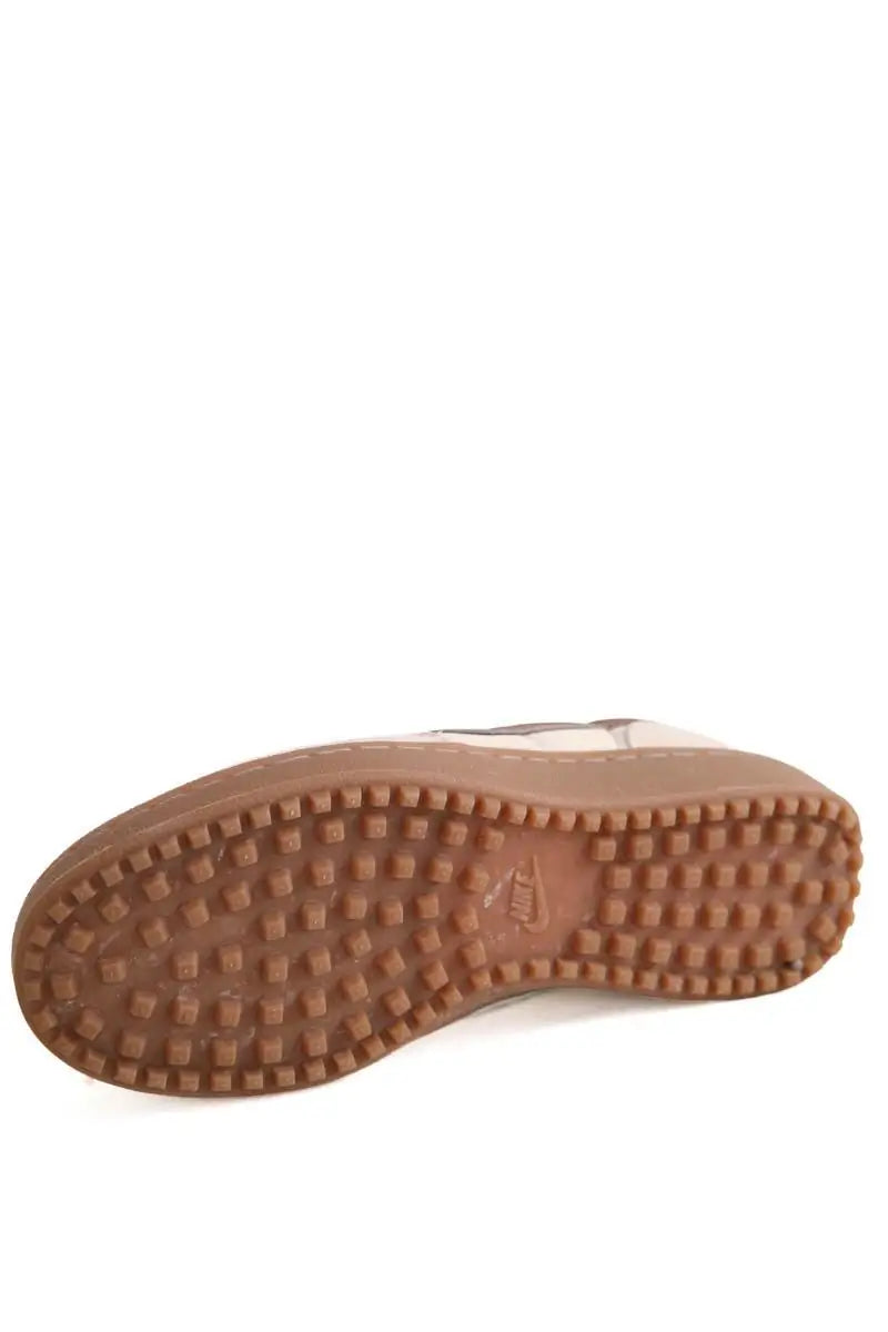 Baskets Nike Beige en Tissu