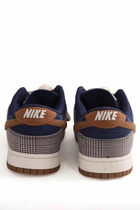 Baskets basses Nike SB Dunk Low Marron en Tissu