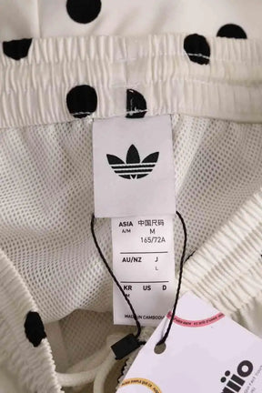 Mini short Adidas Ecru en Synthétique