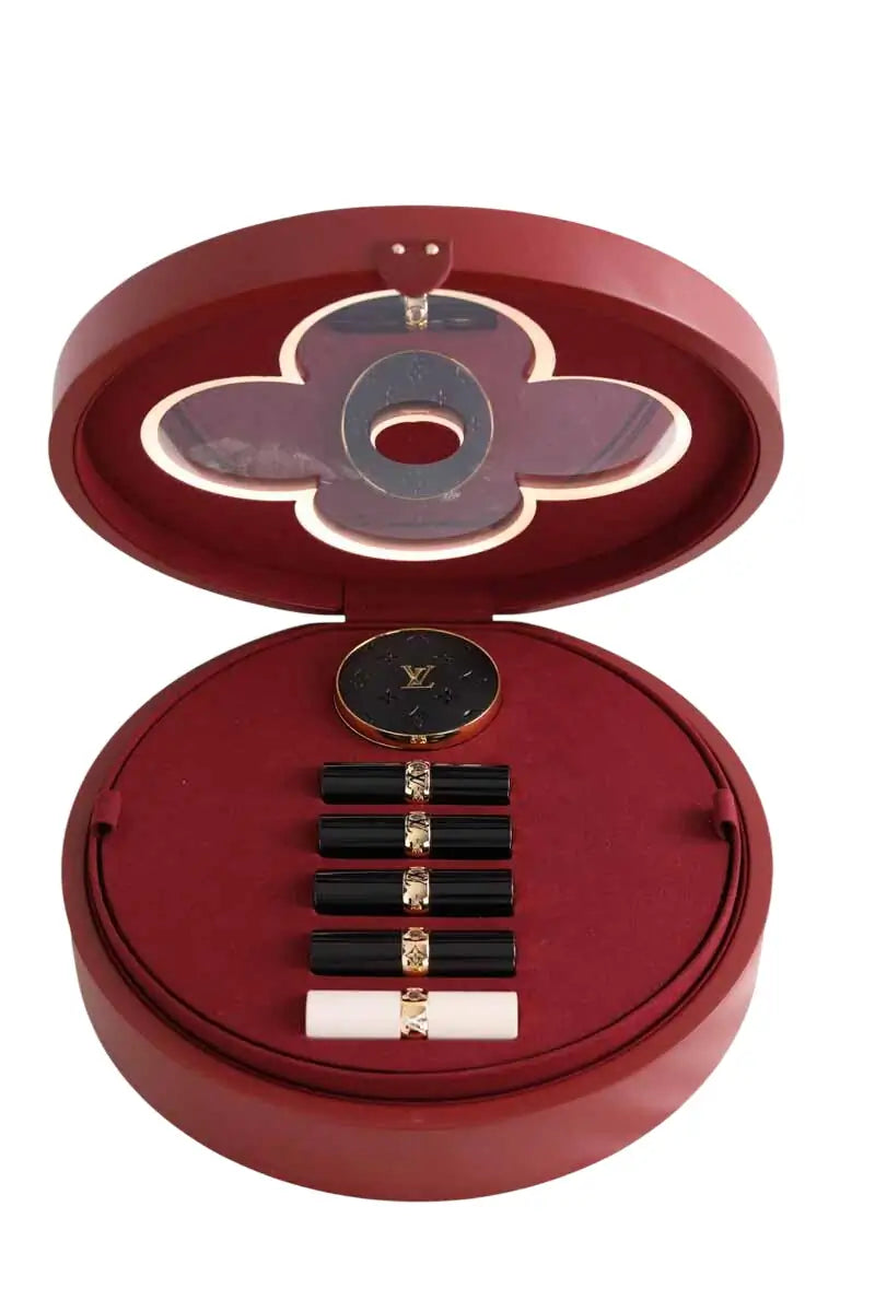 Coffret Louis Vuitton Rouge en  - Seconde Main