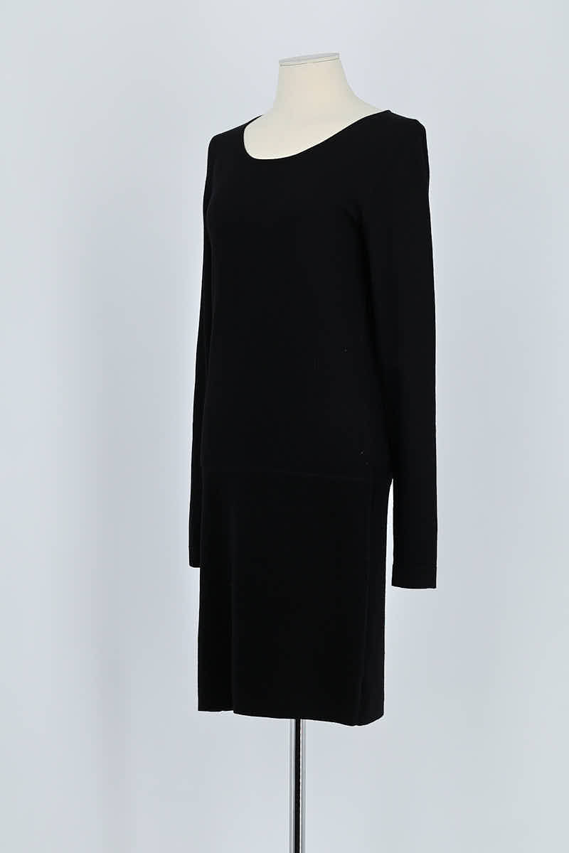 Robe Theory  Noir