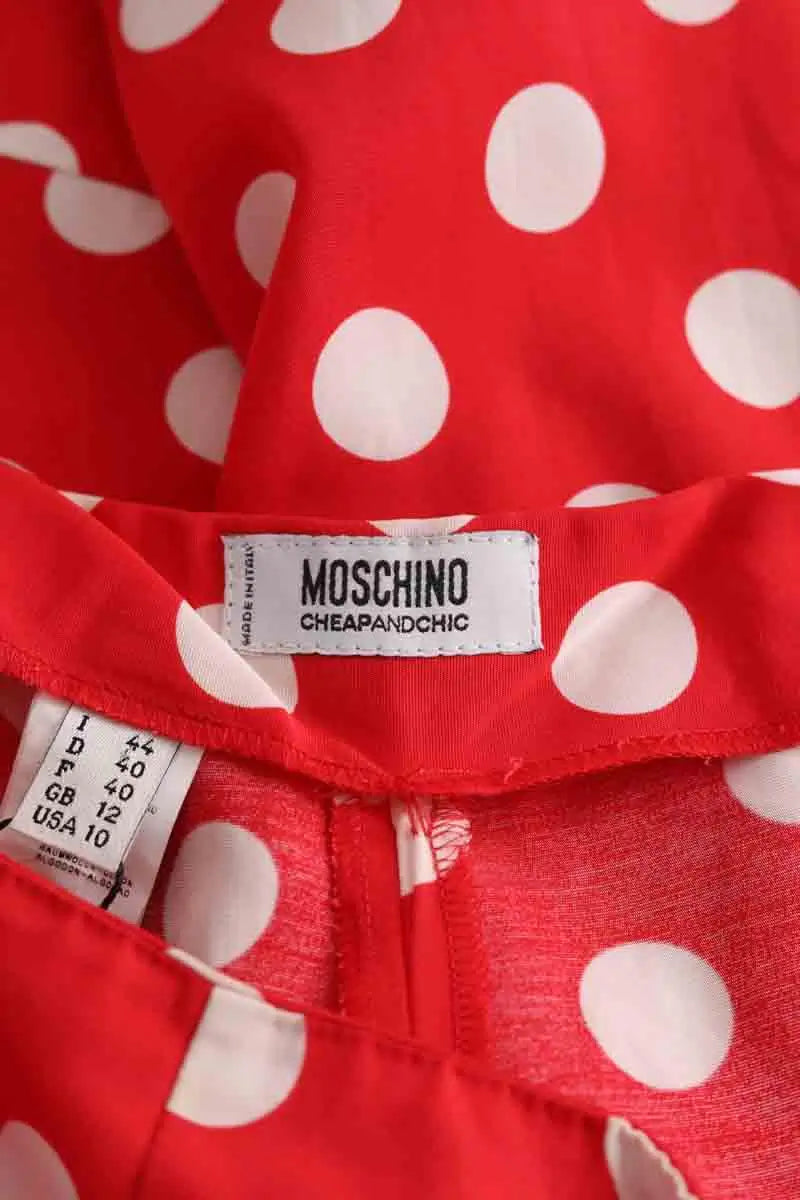 Pantalon court Moschino Rouge en Synthétique