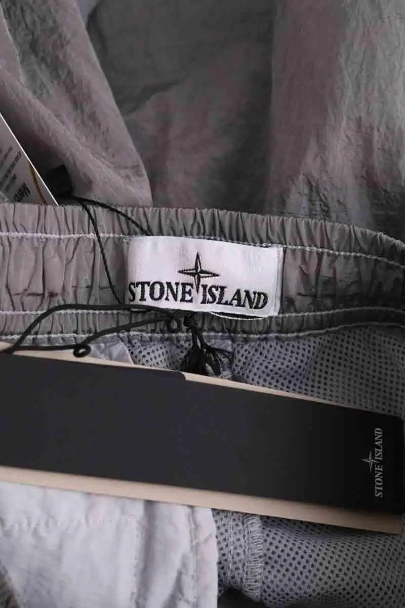 Pantalon de sport Stone Island Gris en Synthétique